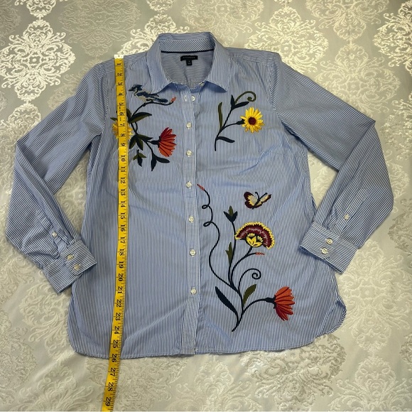 Talbots Embroidered 100% Cotton Button Down Ling Sleeve Blue & White Size Small - Picture 9 of 12